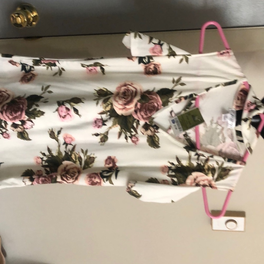floral shirt